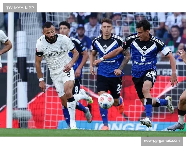 汉堡重返德甲后表现挣扎 三轮零进球暴露攻防问题 汉堡重返德甲后表现挣扎 三轮零进球暴露攻防问题